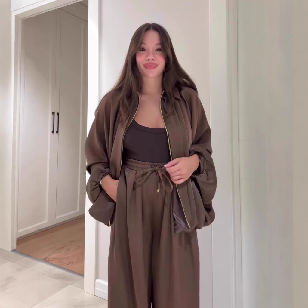 Flip collar long sleeved jacket and long pants 2-piece set