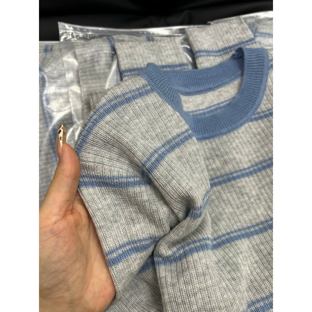 Blue and Gray Contrast Lightweight Knit Sweater