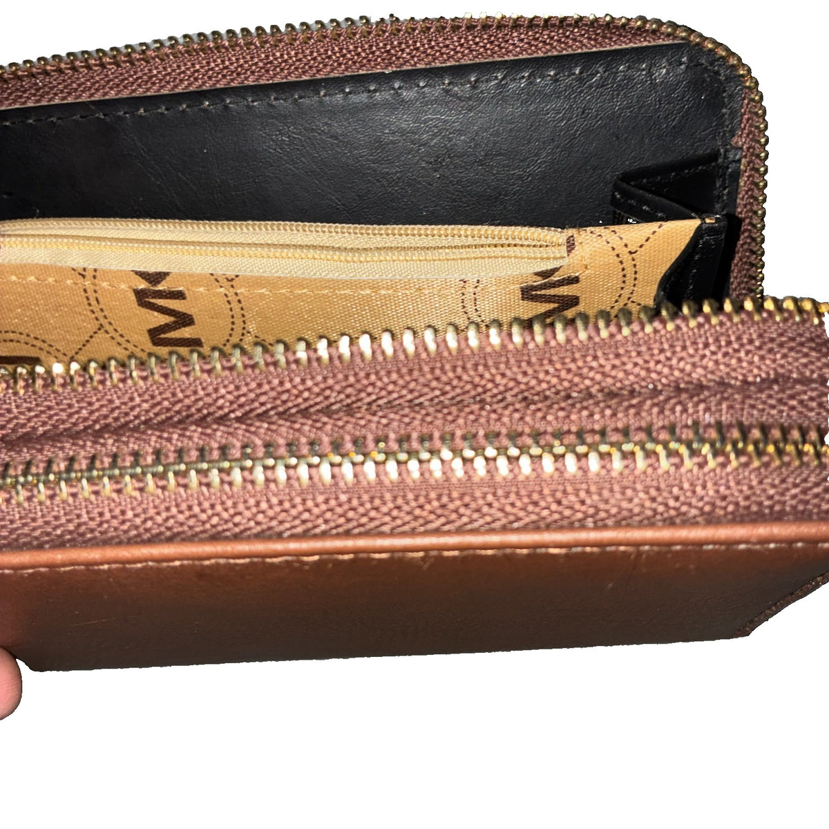 Michael Kors Jet Set Wallet Studded Brown Zip Around Continental Gold MK Log