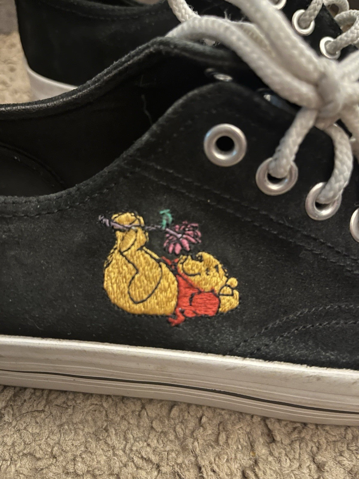 Disney Winnie the Pooh Black Platform Canvas Sneakers Vintage Y2K Embroidered W7